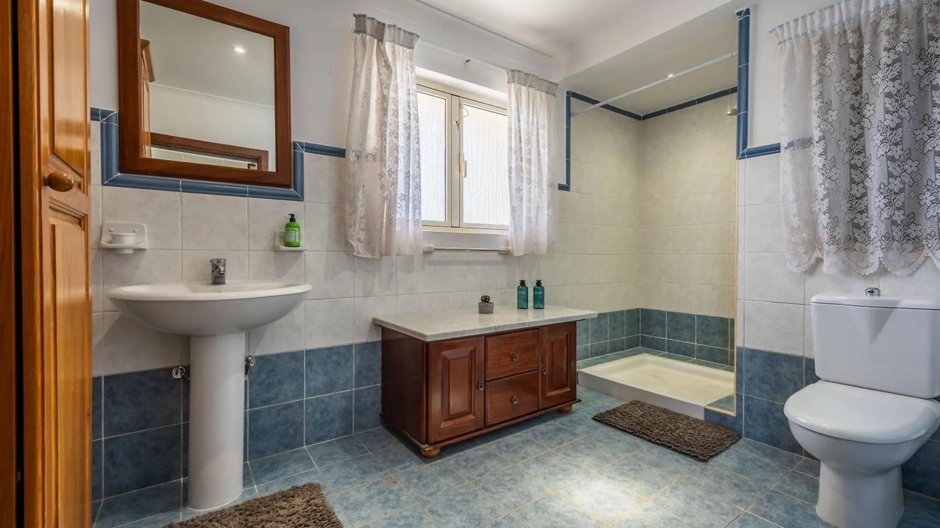 Villa Tranquil Mansion - 3 Bed, Pool, Bbq & Gaming Room Is-Swieqi